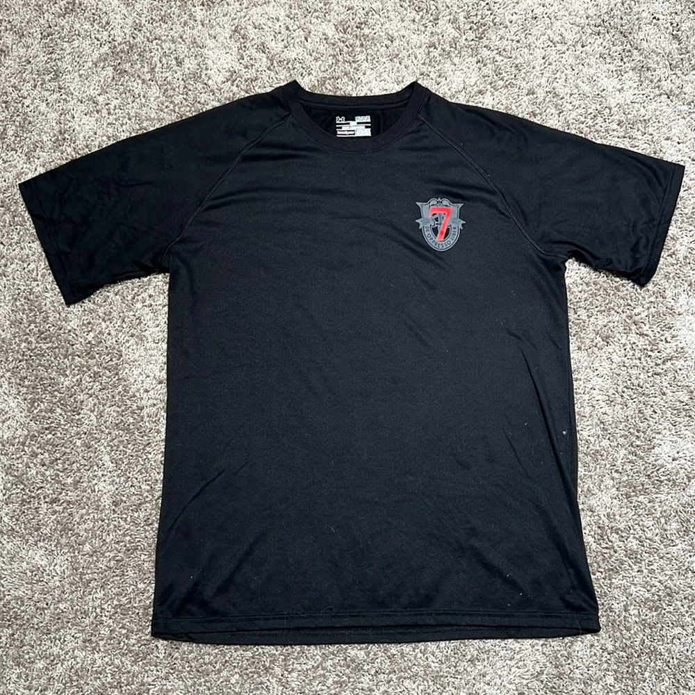 Under Armour Training Shirt Size Medium